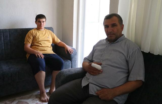 'Eğlence olsun' diye evin ikinci katına torpil attılar; baba ve oğlu yaralandı