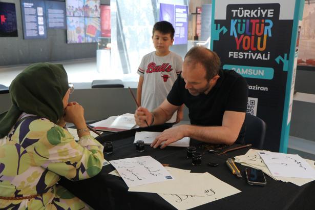 Kültür Yolu Festivali'nde hat sanatı etkinliği düzenlendi