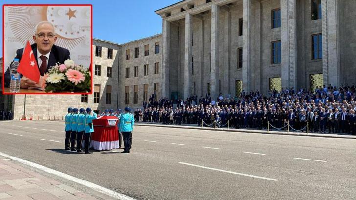 Kalp krizinden hayatını kaybeden AK Parti'li eski vekil için TBMM'de tören yapıldı