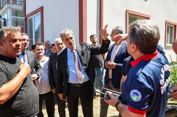 Sakarya Orman İşletme Müdürlüğü'nün deposunda yangın; ormana da sıçradı/Ek fotoğraflar