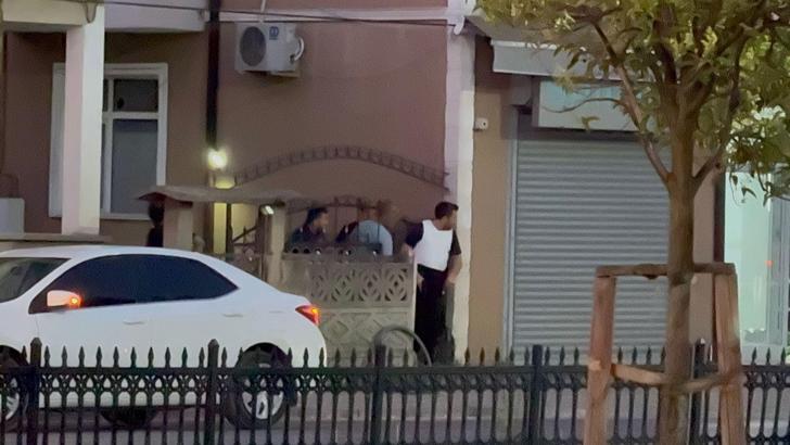 Yakalama kararı bulunan şüpheli, polise ateş açıp iş yerine saklandı; Müzakereci polis ikna çabalarını sürdürüyor