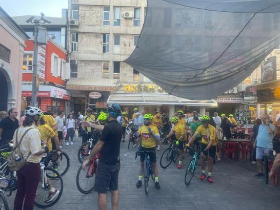 Çölyaklılar için Kocaeli'nden İzmir'e pedal bastılar