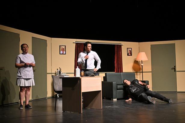 Avukat Soner Ustaoğlu Tiyatro Günleri perdelerini kapattı