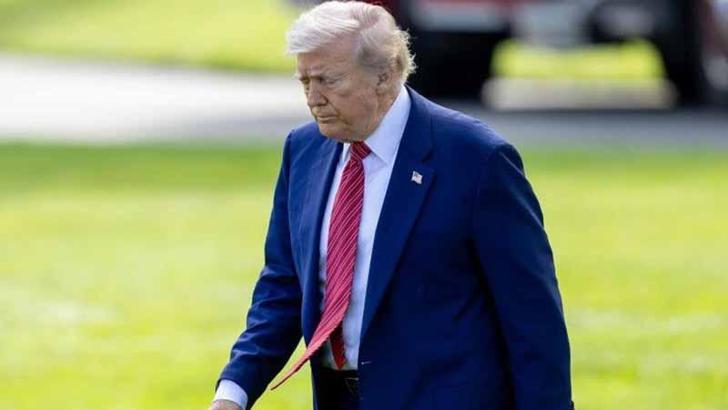 Trump, ‘İran'ı Bombala’ şarkısıyla B-2 uçağının videosunu paylaştı