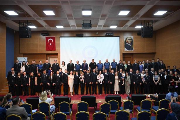 Edirne'de 41 emniyet mensubu rütbe terfisi aldı