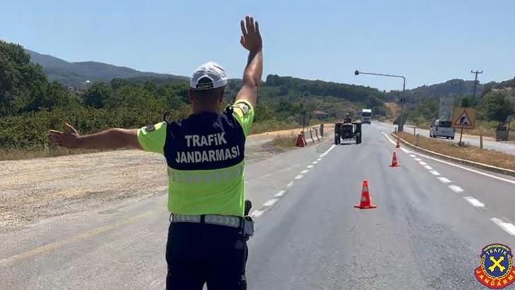 Sakarya'da jandarma denetimi; hayat kurtaran rops demiri olmayana ceza