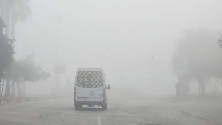 Adana'da sabah saatlerinde sis etkili oldu