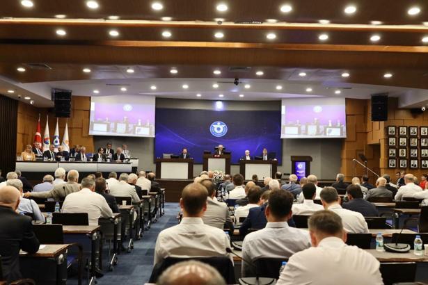 'İzmir-Selanik arası feribot seferleri yeniden canlandırılmalı'