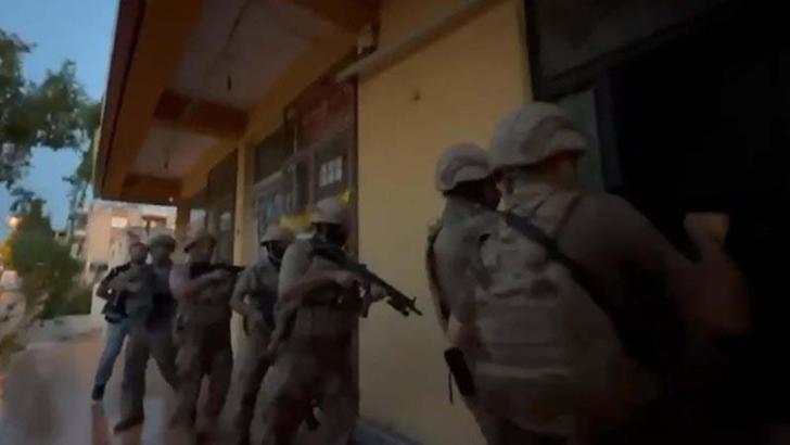 İzmir'de terör operasyonu: 7 gözaltı