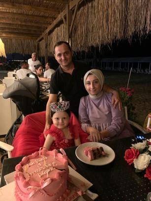 Belediye çalışanlarından Defne'ye sürpriz