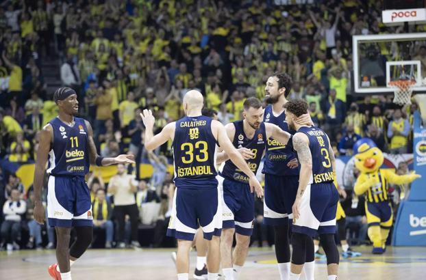Fenerbahçe Beko, sezonda 84 maça çıktı 3 kupayı müzesine götürdü