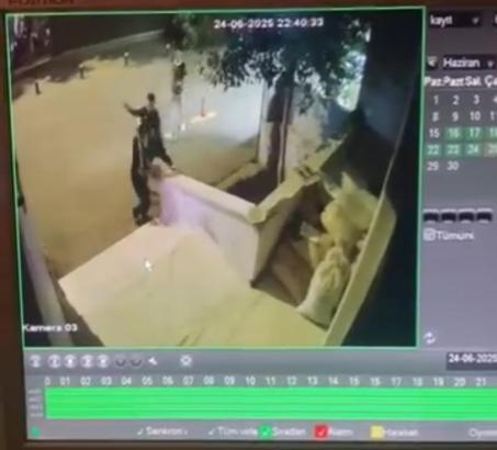 Batman'da bıçaklı saldırı kamerada