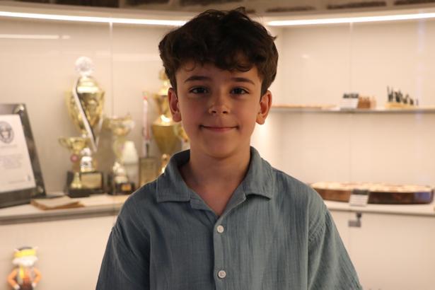 Türkiye’yi temsil eden 9 yaşındaki Meriç'in hedefi satrançta Avrupa şampiyonluğu