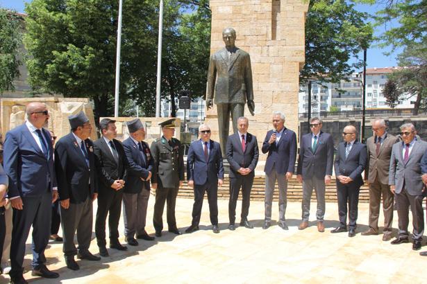 Sivas Kongresi ruhunu yansıtan 60 yıllık anıt yenilendi