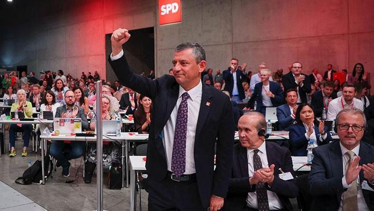 CHP Genel Başkanı Özel, Almanya Sosyal Demokrat Partisi Kongresi’ne katıldı