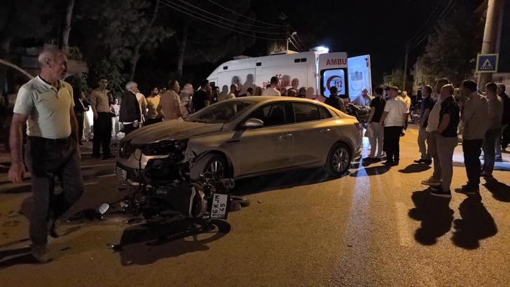 Otomobille çarpışan motosikletli ağır yaralandı
