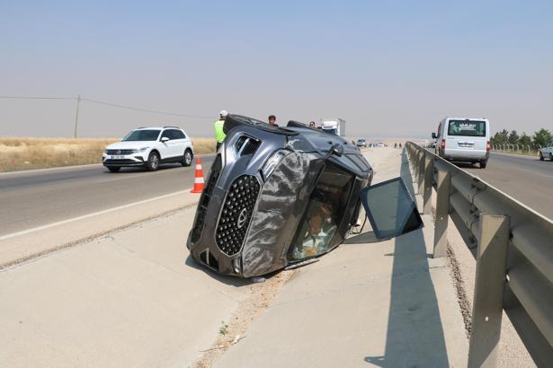 Cip refüjdeki su kanalına devrildi: 1 ölü, 3 yaralı