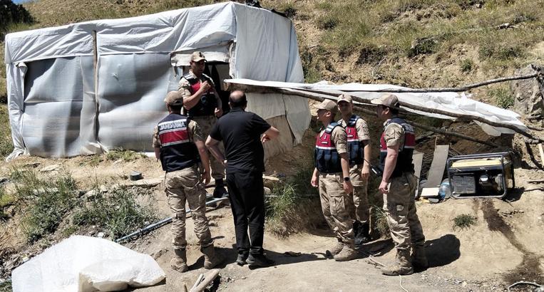 Erzurum'da taş ocağında göçük: 3 ölü / Ek fotoğraflar