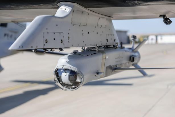 İstanbul - Mini seyir füzesi havadaki hedefi tam isabetle vurdu