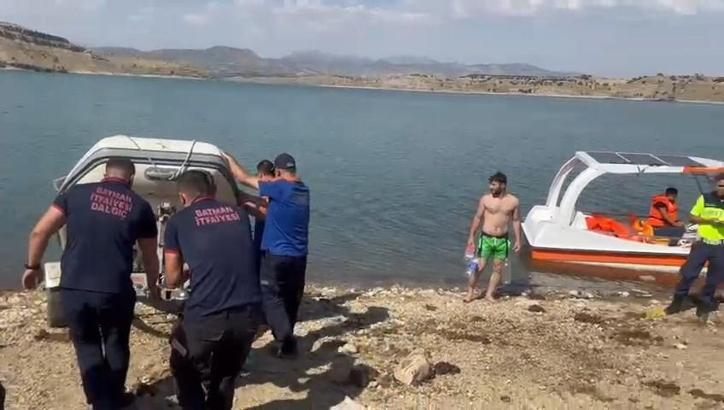 Baraj gölünde insan bedenine benzetilen cisim duba çıktı