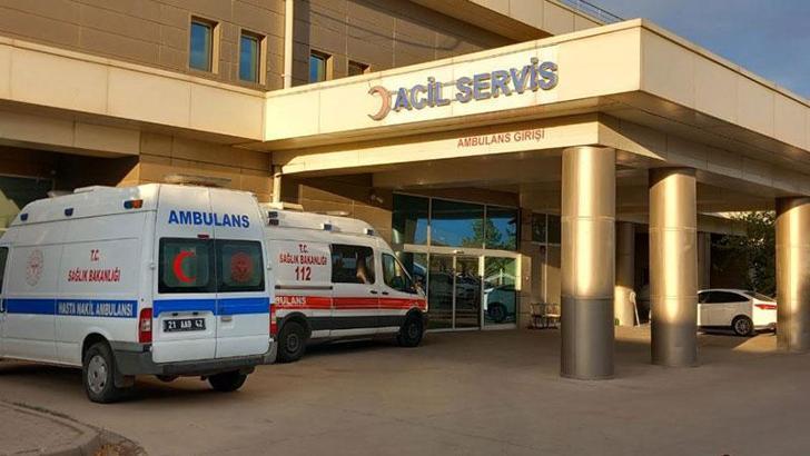 Tarlada bulup oynadığı tabancanın ateş almasıyla kendini vuran 6 yaşındaki çocuk, öldü