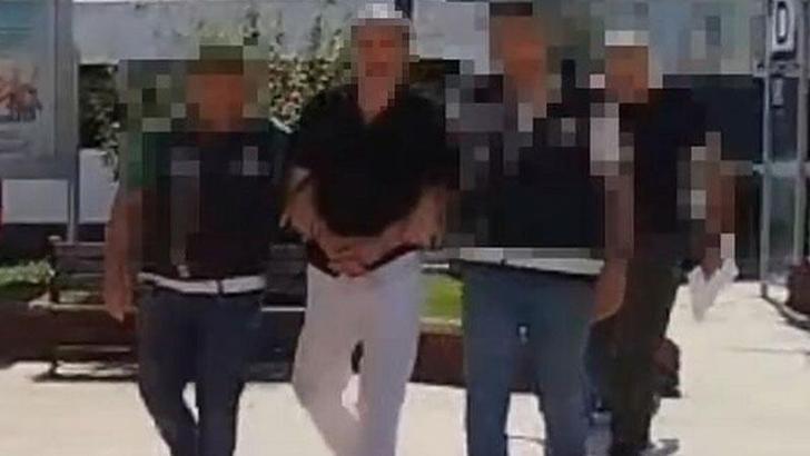 43 yıl hapisle aranan hükümlü çatıdan kaçarken yakalandı