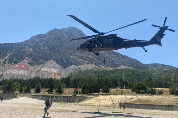 MSB: 'Çabuk İniş ve Tahliye Eğitimi' gerçekleştirildi