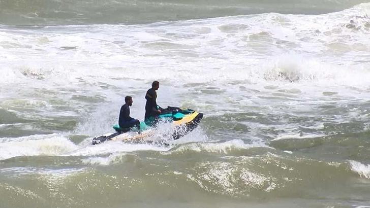 Sarıyer Kısırkaya Plajı'nda denize giren 2 kişi kayboldu