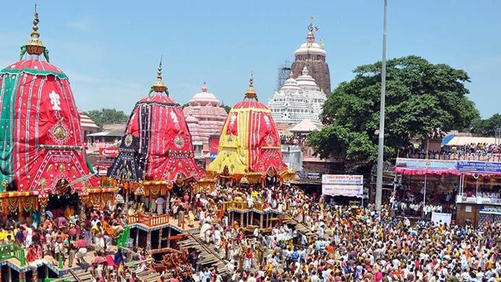 Hindistan'daki festivalde izdiham: 3 ölü