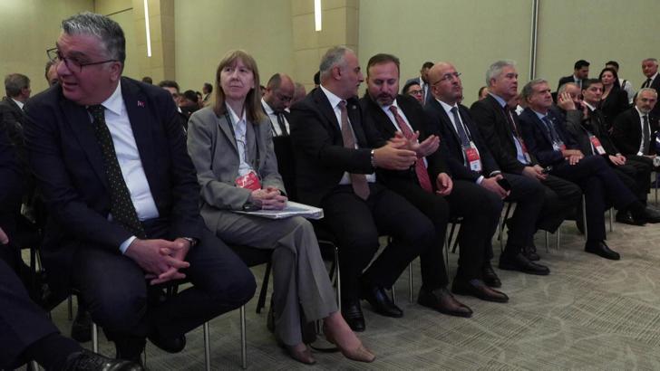 İstanbul - Bakan Uraloğlu: Sadece haberleşme ve ulaştırmada 300 milyar dolarlık yatırım yaptık