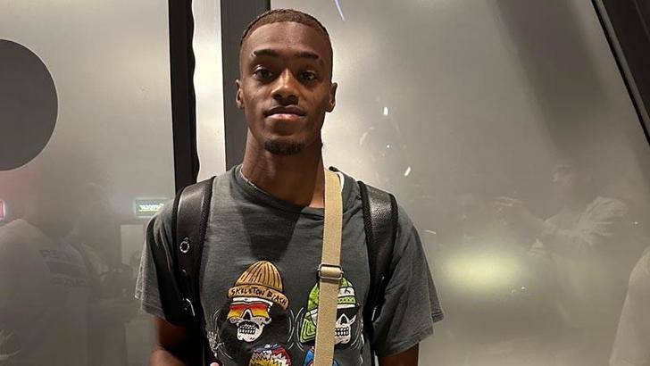 Trabzonspor’un yeni sezon ilk transferi Pina şehre geldi