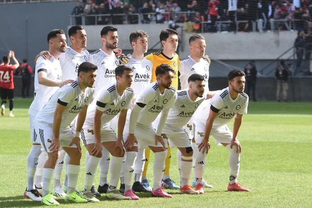 Altay'da vedalar sürecek