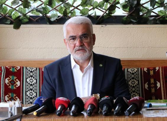 Zekeriya Yapıcıoğlu: Saltanat rejimini geri getirmeye çalışan olursa ilk biz karşı dururuz