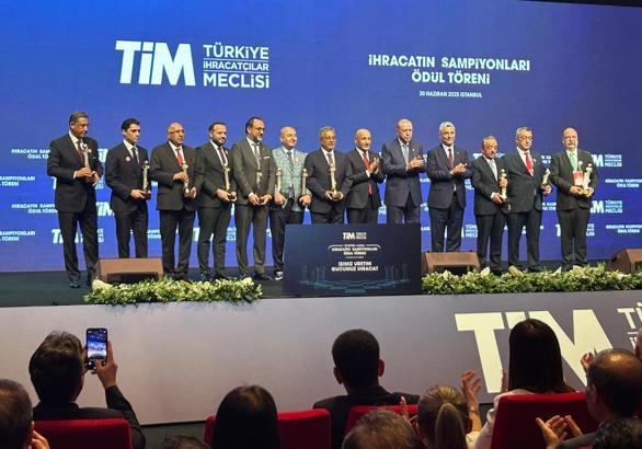 Corendon Airlines bir kez daha ihracat şampiyonları arasında