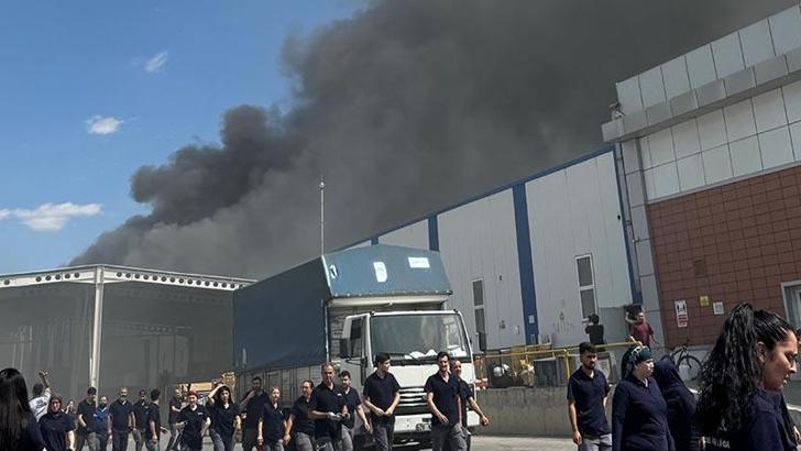 Eskişehir’de çıkan fabrika yangını kontrol altında