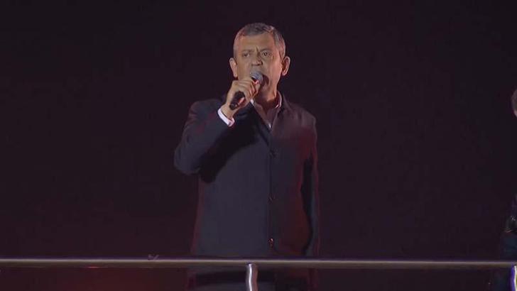 Özgür Özel: Partimizi tartıştırmaya, iktidar yürüyüşümüzü kesmeye yönelik siyasi bir operasyon