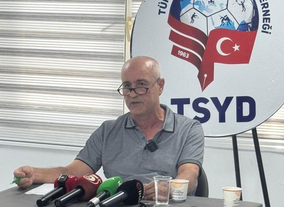 Eyüp Arın, 30 yıllık Adanaspor serüvenini noktalandırdı