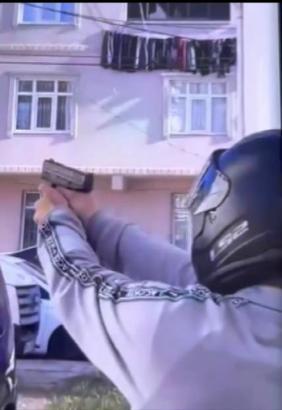 İstanbul - İstanbul Emniyeti'nden organize suç örgütüne 4 ilde operasyon: 14 tutuklu