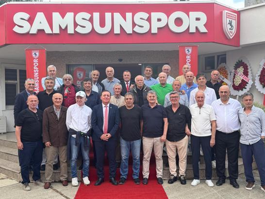 Samsunspor, 60’ıncı yıl kutlamalarında eski futbolcu ve yöneticileri ağırladı
