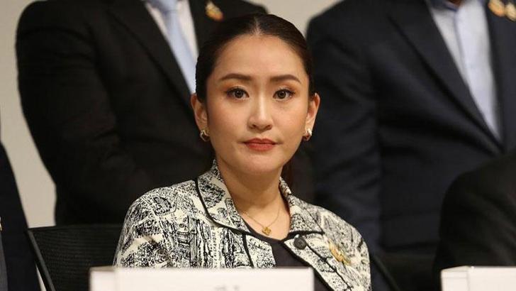 Tayland Başbakanı Shinawatra görevden uzaklaştırıldı