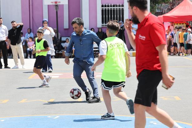 Bağcılar’da çocuklar yaz tatilini spor yaparak geçiriyor