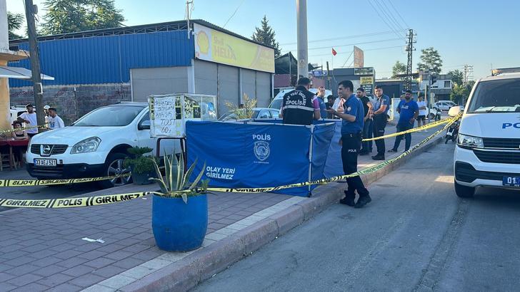 Boşanmasından sorumlu tuttuğu kadını yaralayıp, intihar etti