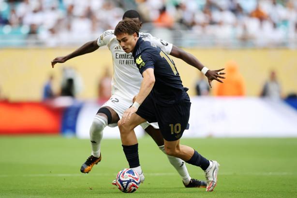 Arda Güler’li Real Madrid, Kenan Yıldız’lı Juventus’u eledi