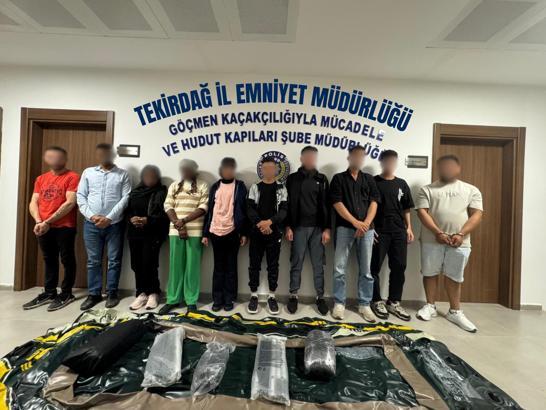 Tekirdağ'da 8 kaçak göçmen yakalandı, 2 organizatör tutuklandı