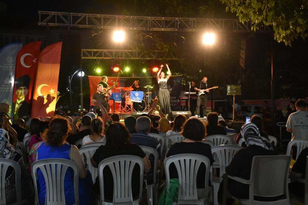 Aydın'da yaz konserleri sürüyor