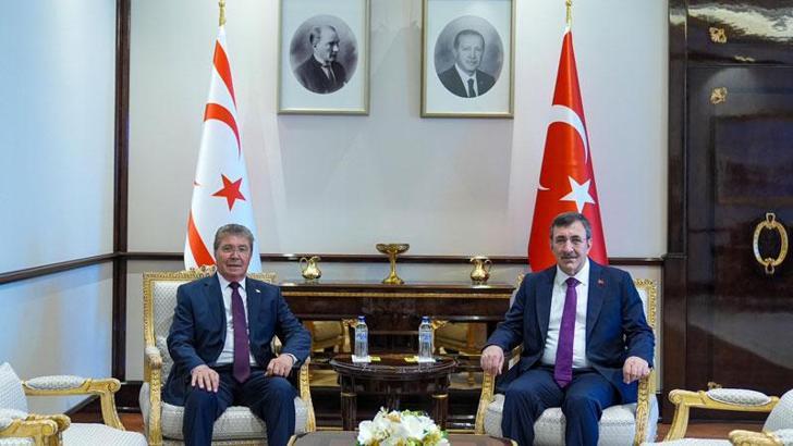 Cevdet Yılmaz, KKTC Başbakanı Üstel ile görüştü