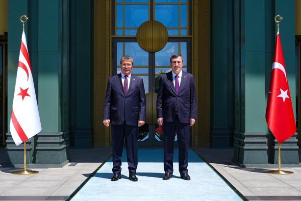 Cevdet Yılmaz, KKTC Başbakanı Üstel ile görüştü