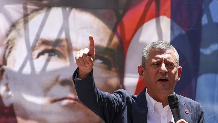 Özgür Özel: Bizde rekabet, tartışma olur, kardeşlik hukukuna zeval getirmek olmaz