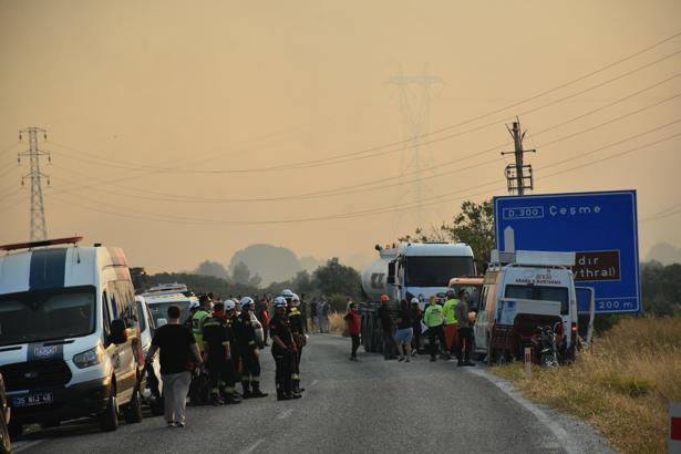 İzmir Çeşme'de orman yangını (4)