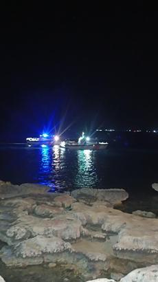 Mersin’de gece denize giren 3 kişiden biri boğuldu; 2 kişi aranıyor